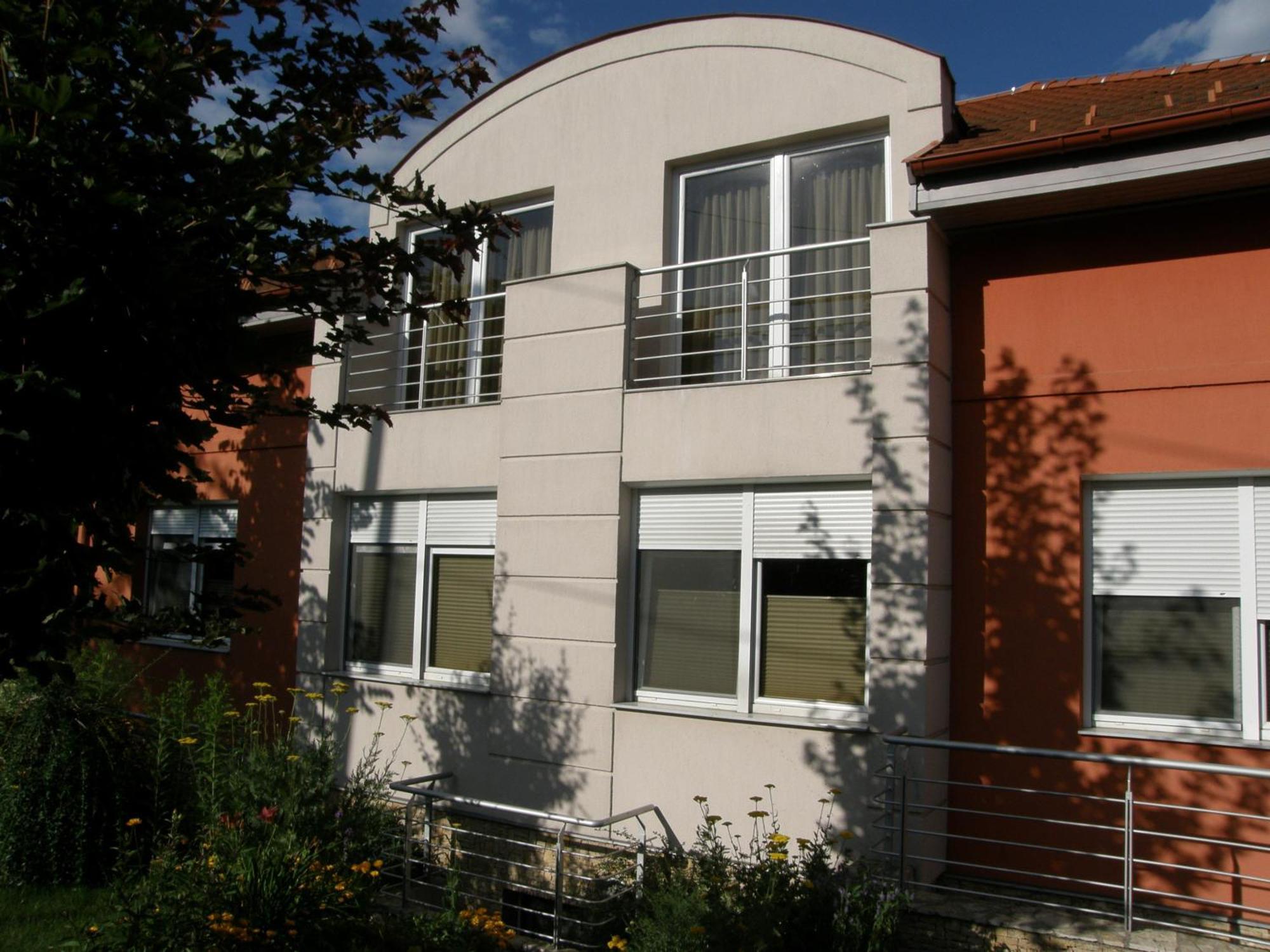 Promedicum Panzio Hotel Veszprém Exterior photo